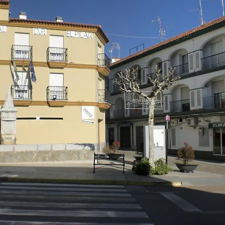 Hostal DP El Pilar-2